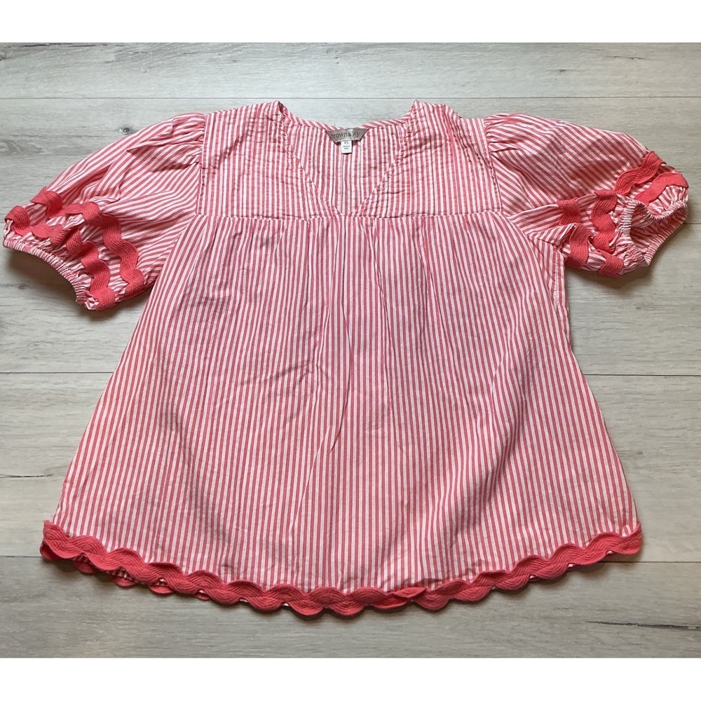 Crown &โ Ivy Striped Short Sleeve Vintage Blouse Women PS Red PreLoved